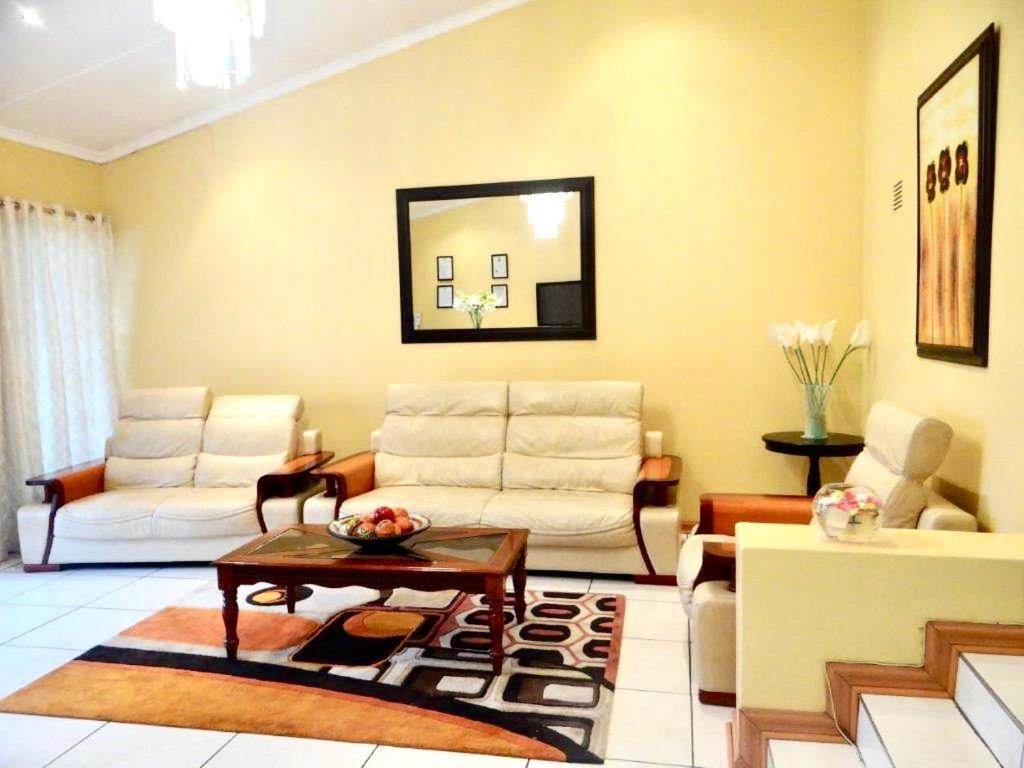 Lilliz Guest House Umtata Exterior foto
